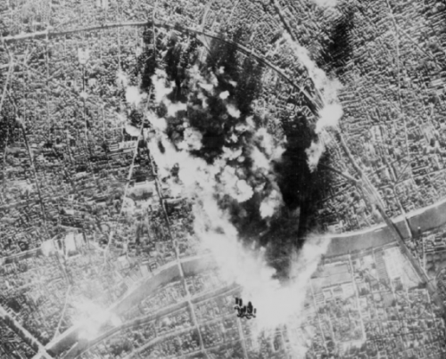 italy bombed ww2